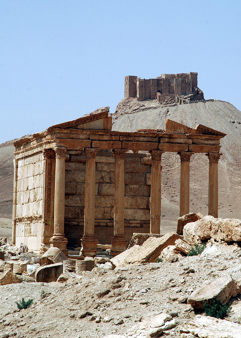 Roman_and_Islamic_ruins,_Palmyra_(Tadmor)_Syria_-_jamesdale10